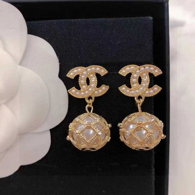 Reliable Chxnxl Earrings 285587