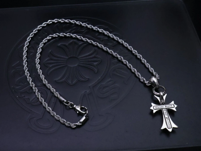 Popular Chrxmx Hxxrts Necklaces 296662