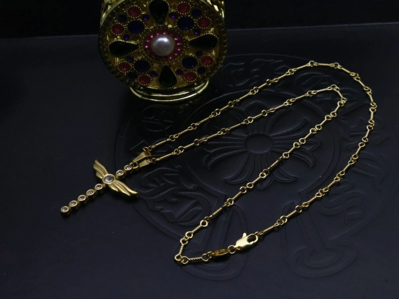 Chrxmx Hxxrts Necklaces EyeCatching 296656