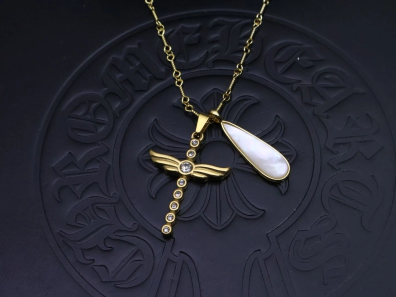 Chrxmx Hxxrts Necklaces GoodFit 296657