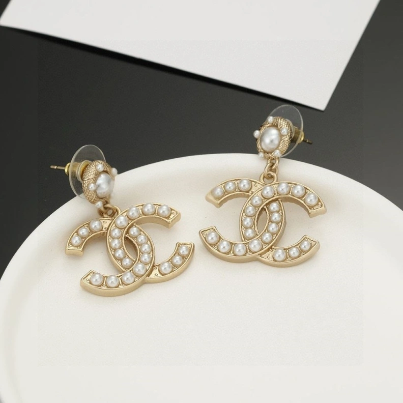 Comfortable Chxnxl Earrings 285576