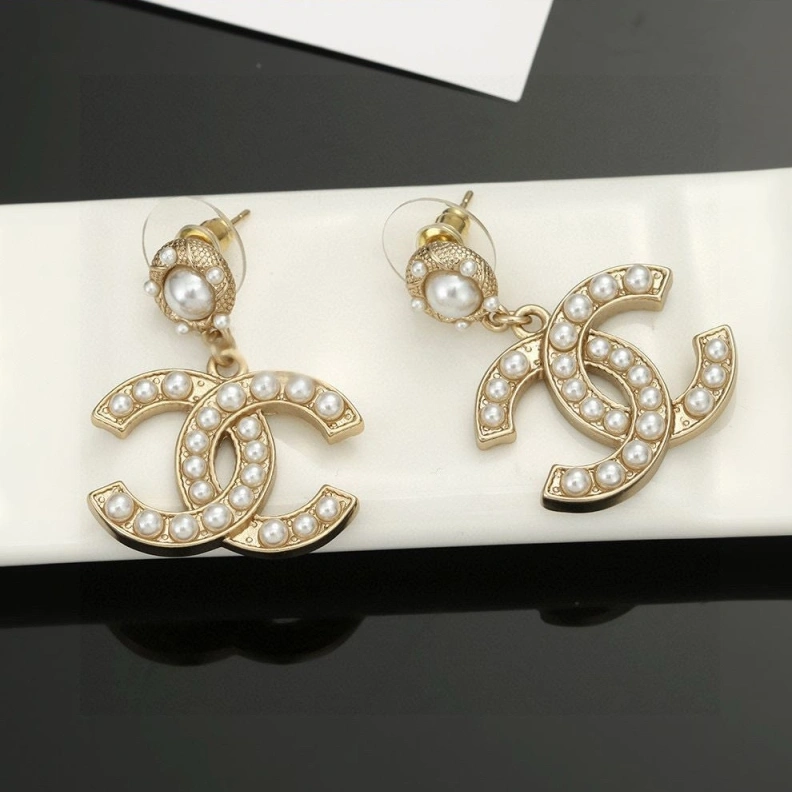 Comfortable Chxnxl Earrings 285576