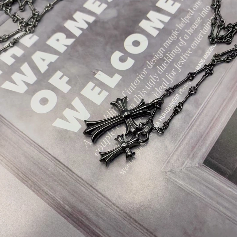 UrbanStyle Chrxmx Hxxrts Necklaces 296655