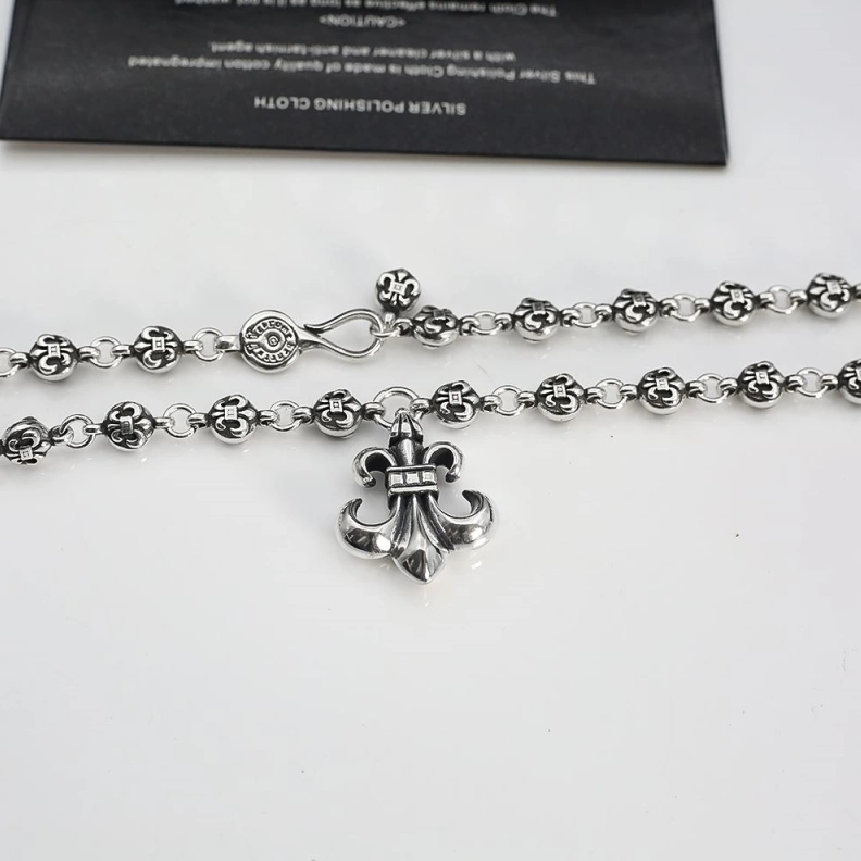 Lightweight Chrxmx Hxxrts Necklaces 296654