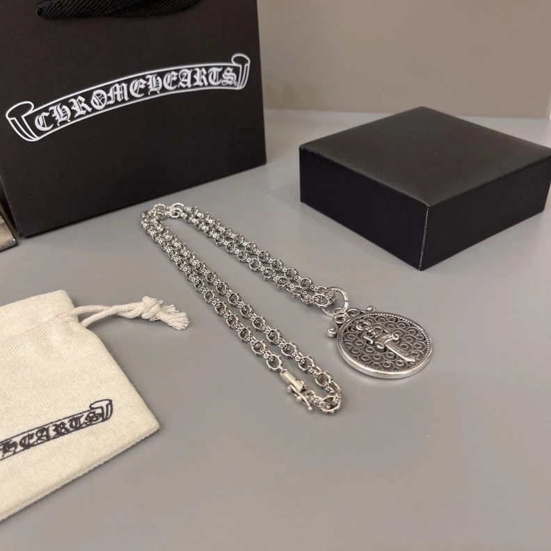 Versatile Chrxmx Hxxrts Necklaces 296648