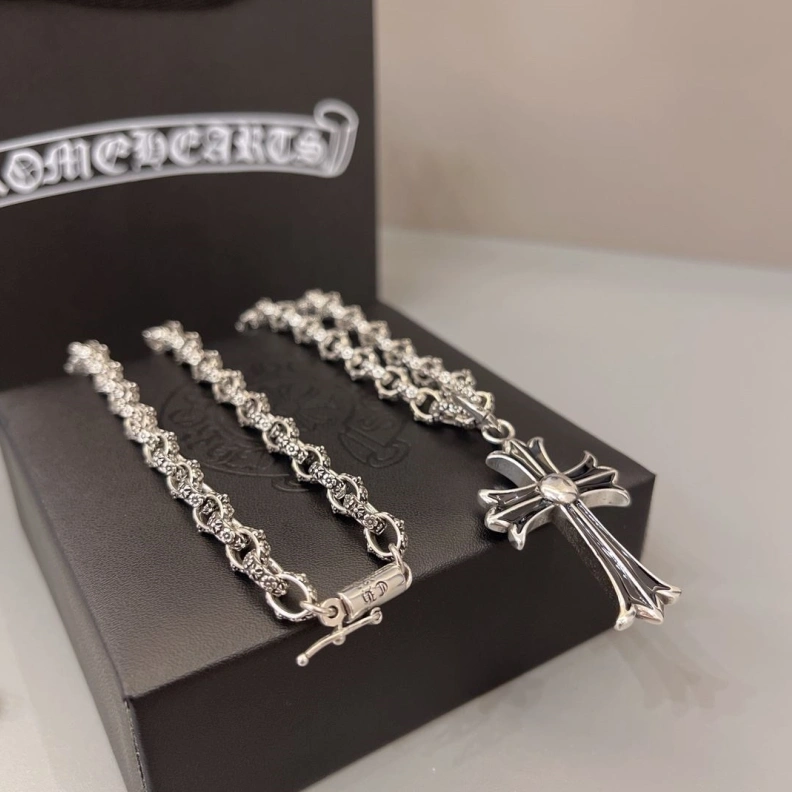 Chrxmx Hxxrts Necklaces Cozy 296651