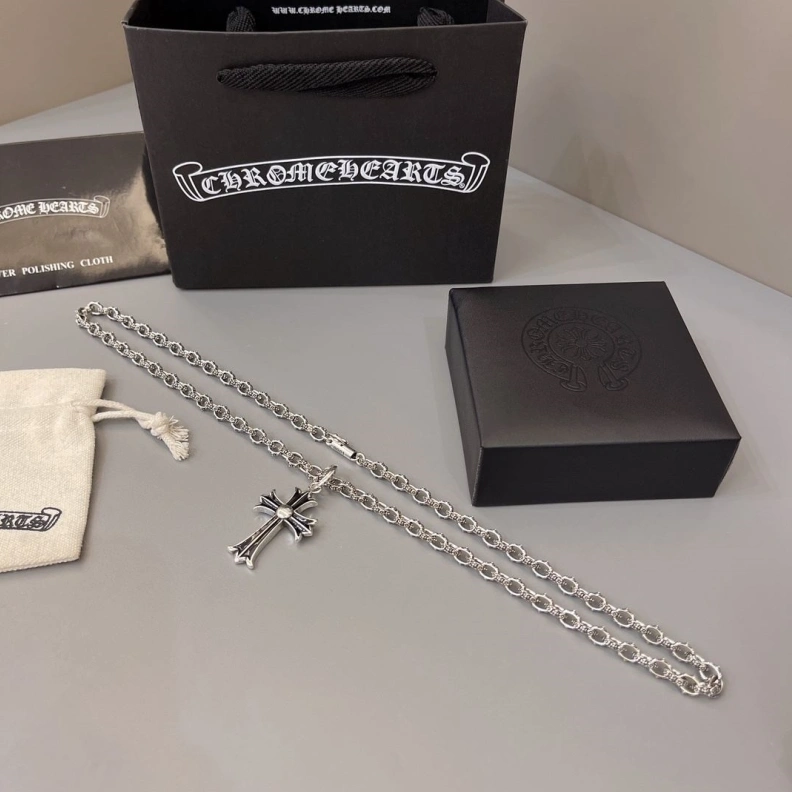 Chrxmx Hxxrts Necklaces Cozy 296651