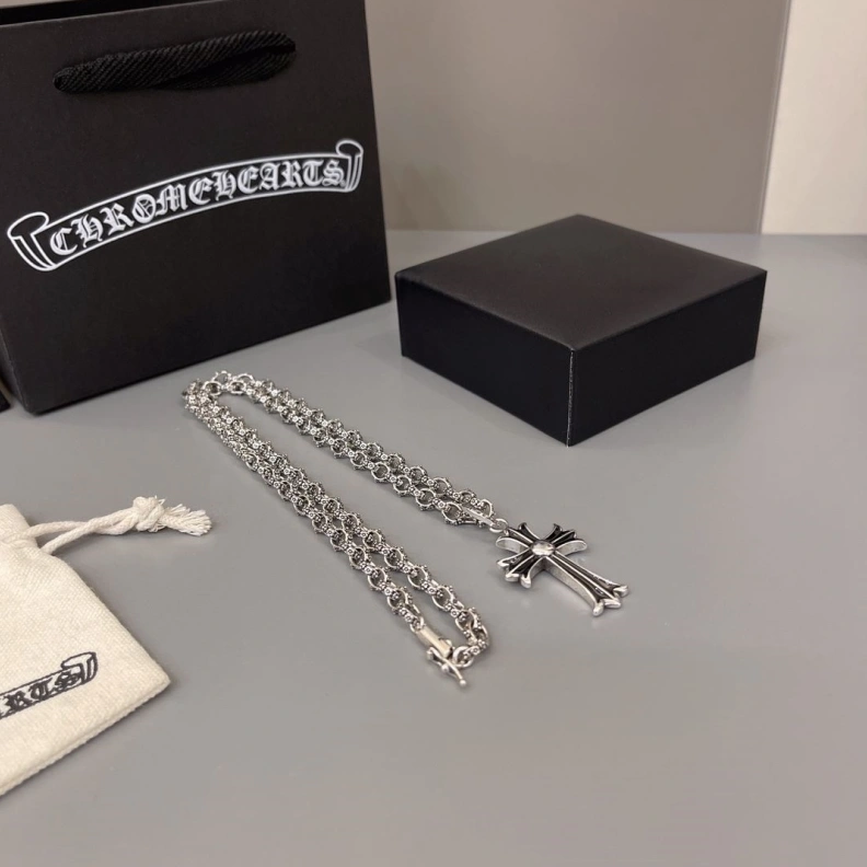 Chrxmx Hxxrts Necklaces Cozy 296651