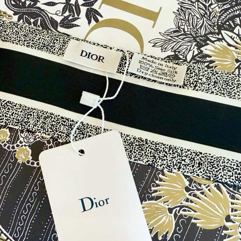 CHRISTIAN DXXR Bold 279175