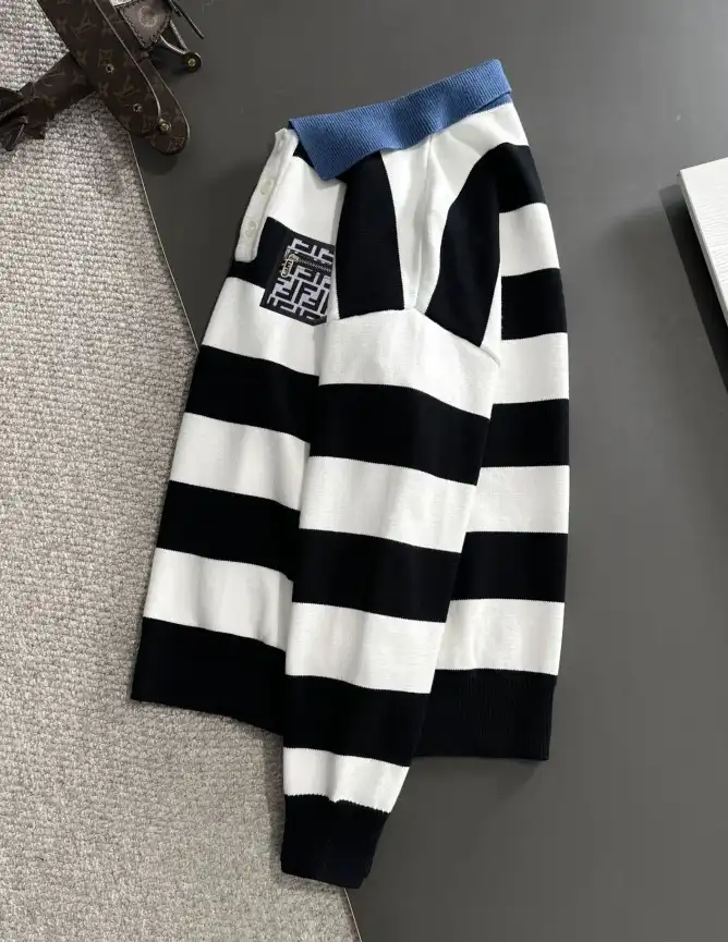 Trendy CHRISTIAN DXXR 279195