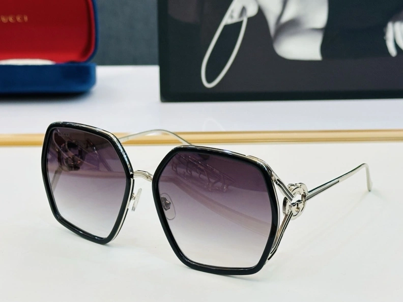 Minimalist Gxccx Sunglasses 252004