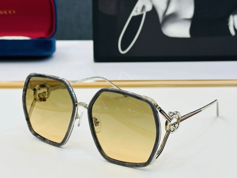 Minimalist Gxccx Sunglasses 252004