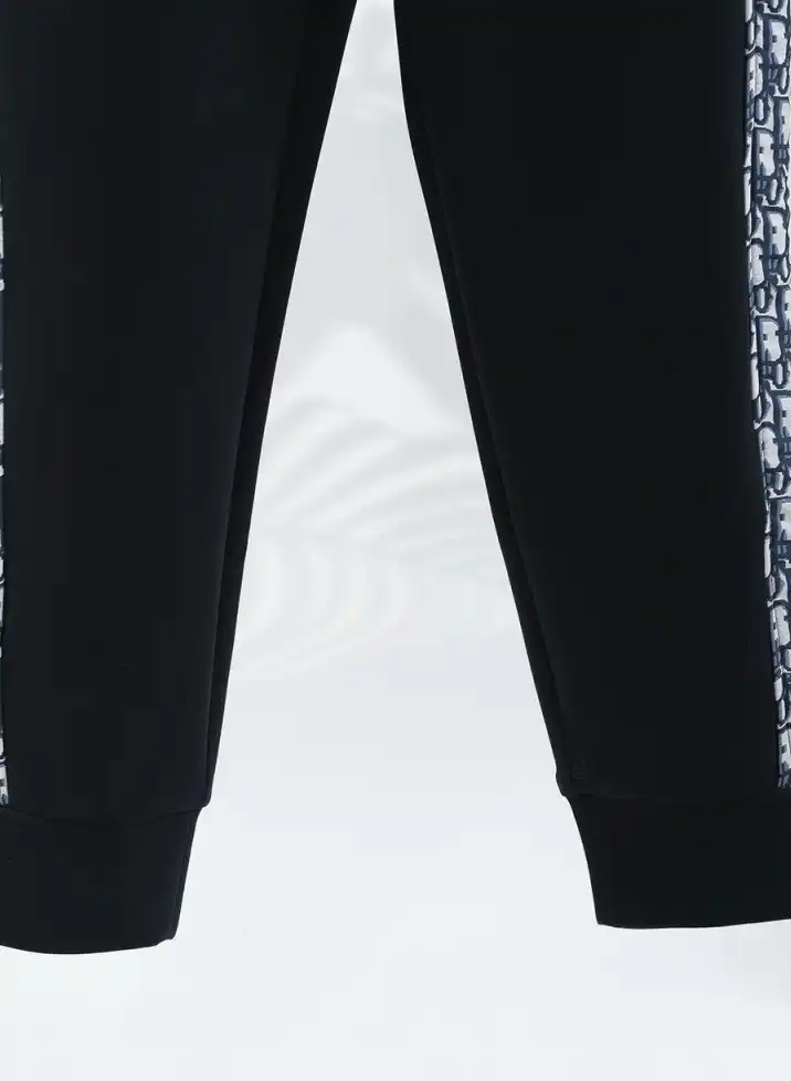 Fashionable CHXNXL 265380