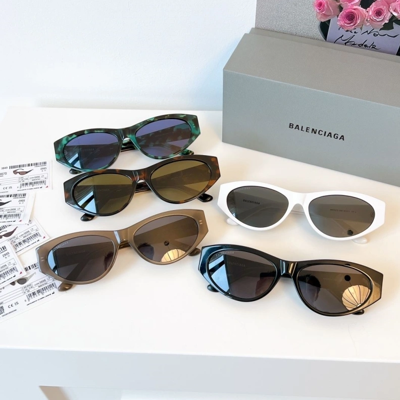 Bxlxnciaga Sunglasses Practical 249838