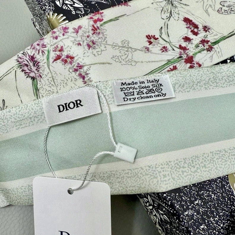 Cozy CHRISTIAN DXXR 279148