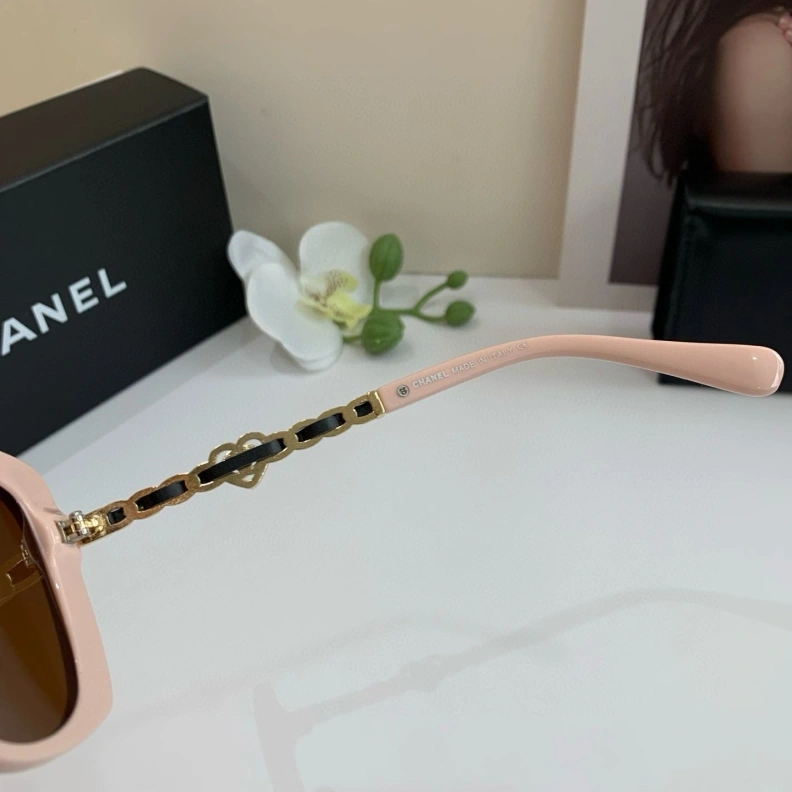 UrbanStyle Chxnxl Sunglasses 250813