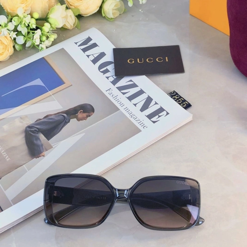 Gxccx Sunglasses Minimalist 251970