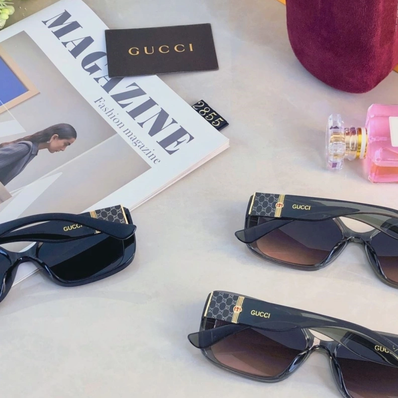 Gxccx Sunglasses Minimalist 251970