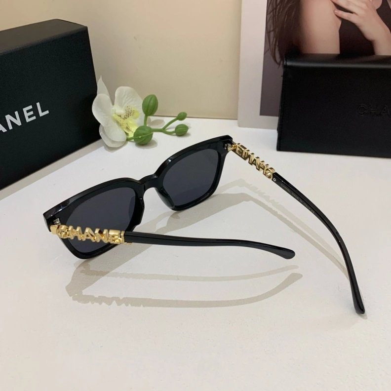 Practical Chxnxl Sunglasses 250784