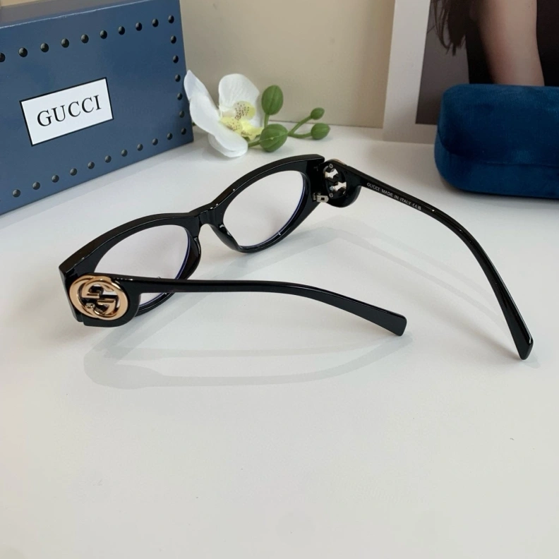 Versatile Gxccx Sunglasses 251959