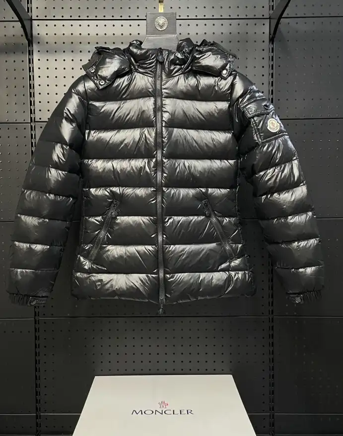 Bold HXRMXS 270955
