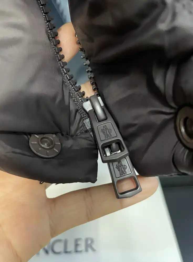 Durable HXRMXS 278943