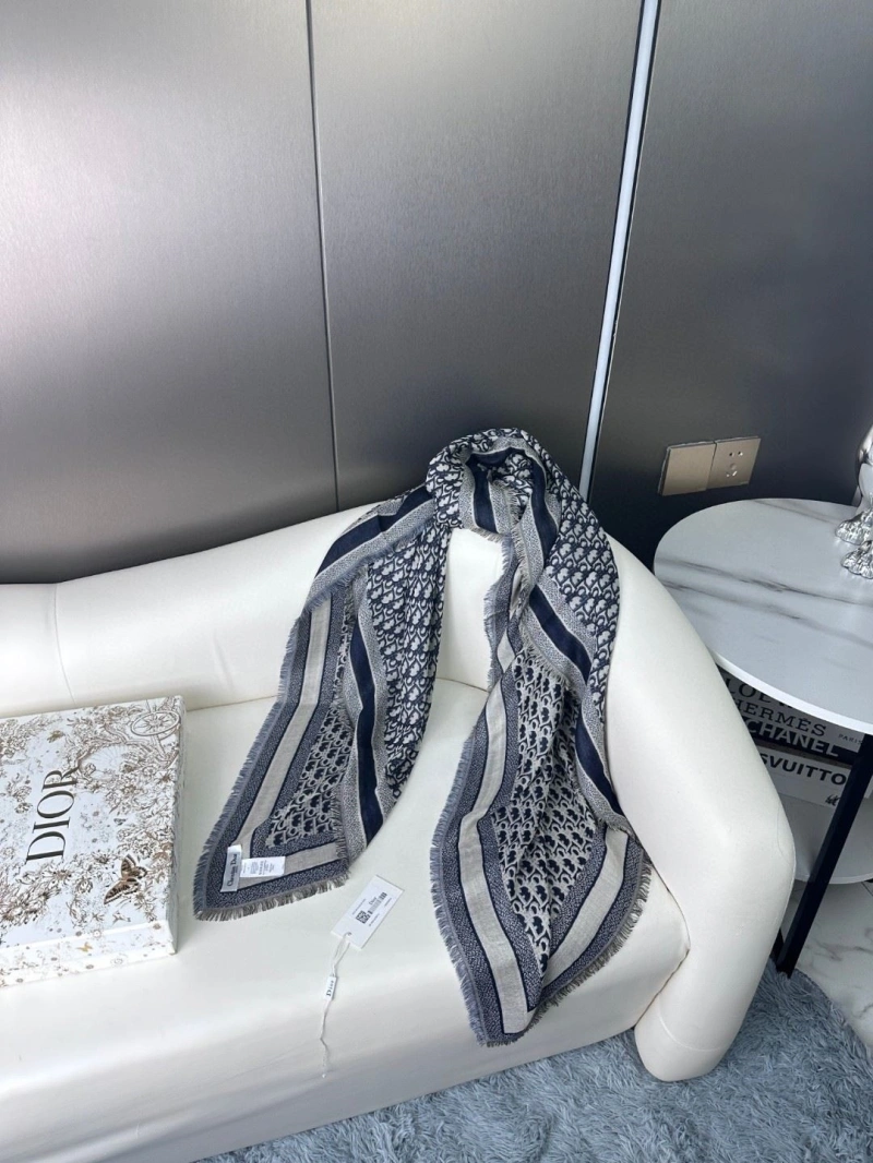 Fashionable CHRISTIAN DXXR 276574