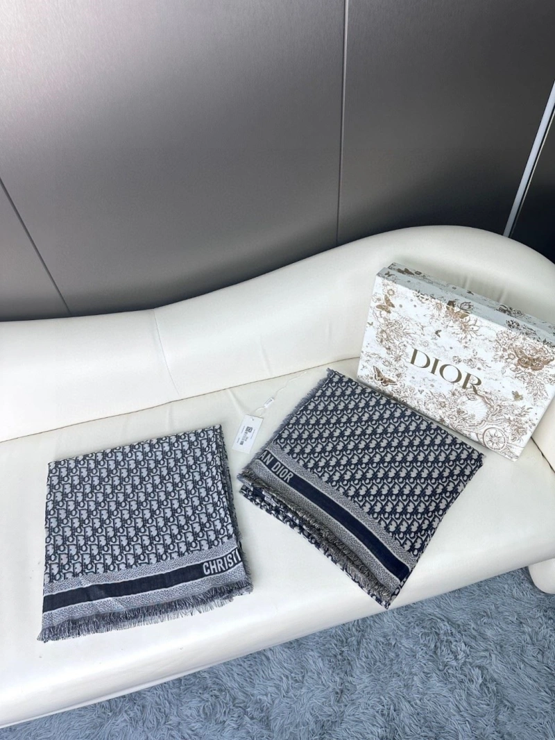 Fashionable CHRISTIAN DXXR 276574