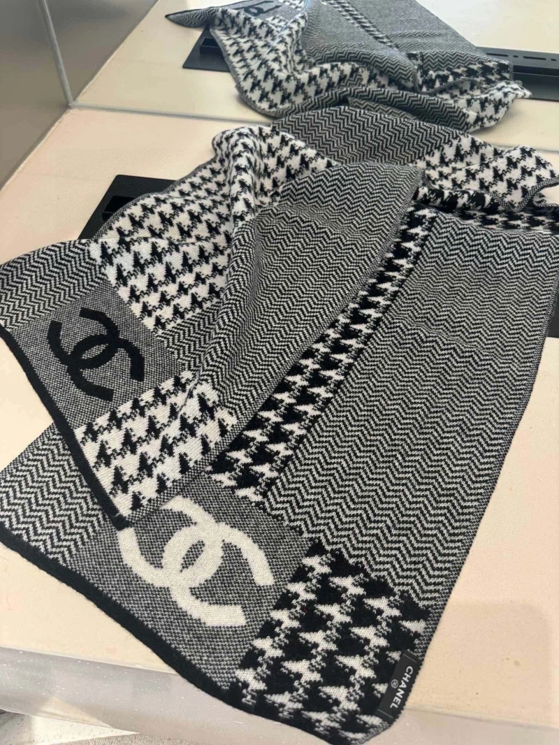 Elegant CHXNXL 277425
