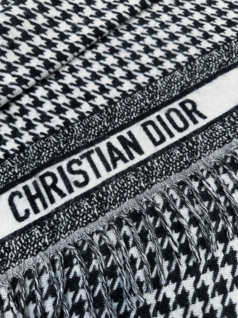 Elegant CHRISTIAN DXXR 276506