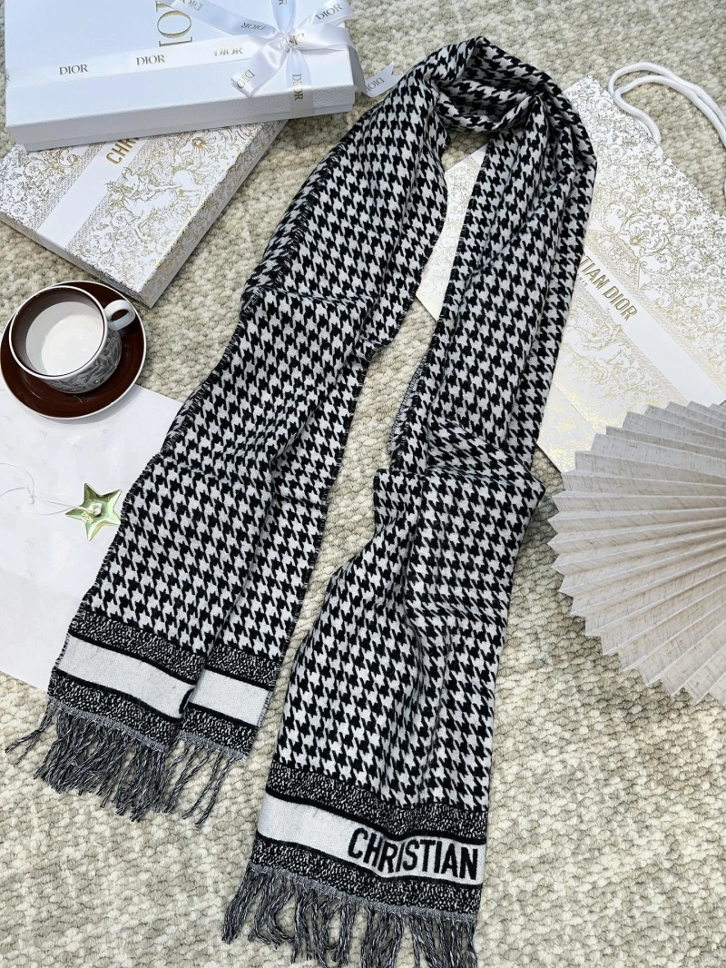 Elegant CHRISTIAN DXXR 276506