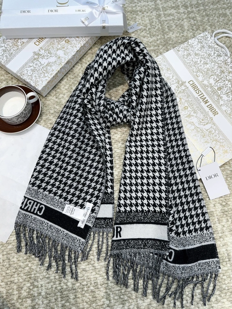Elegant CHRISTIAN DXXR 276506