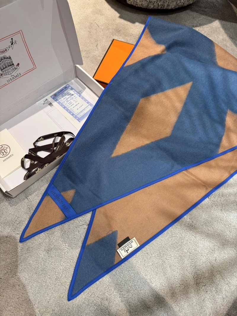 Modern HXRMXS 275857