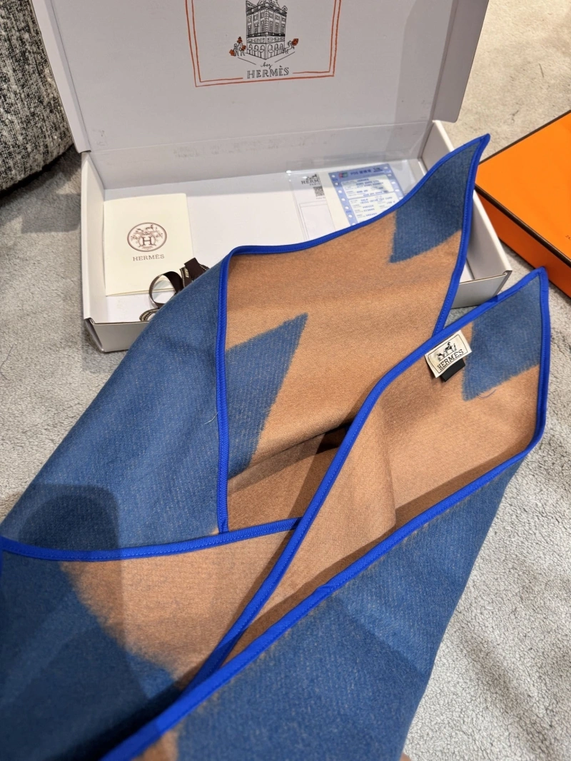 Modern HXRMXS 275857
