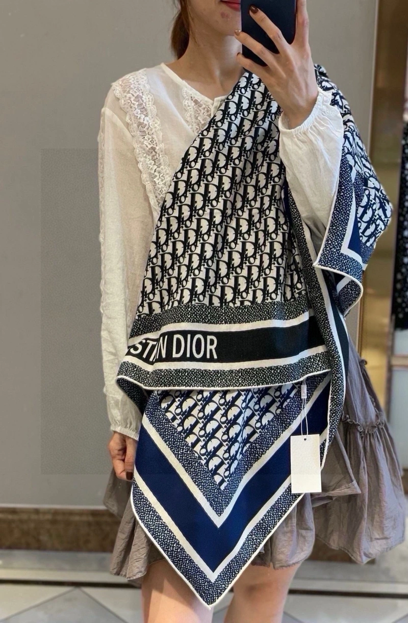 CHRISTIAN DXXR WellDesigned 276459