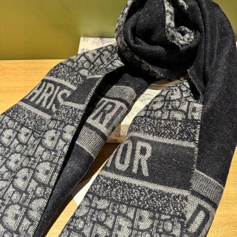 CHRISTIAN DXXR Cozy 276417