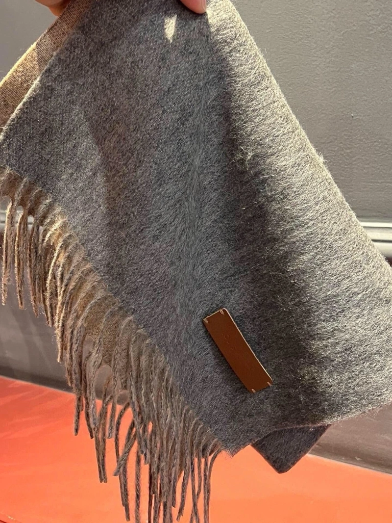 Comfortable LX 275189