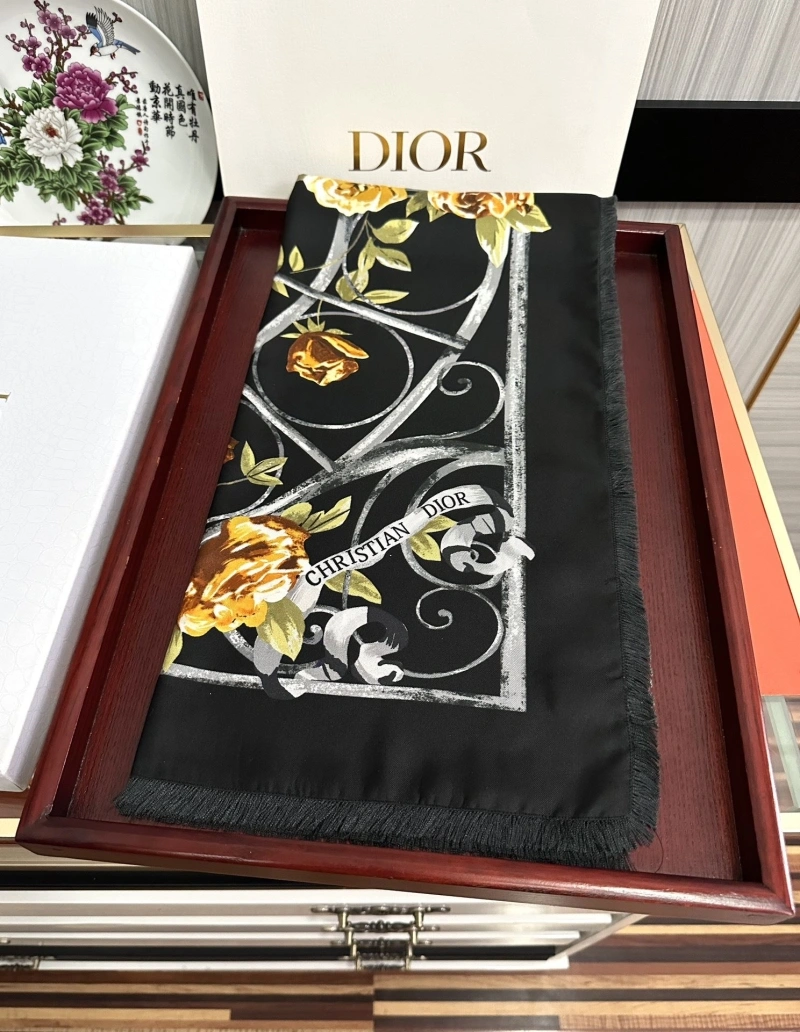 Elegant CHRISTIAN DXXR 276365