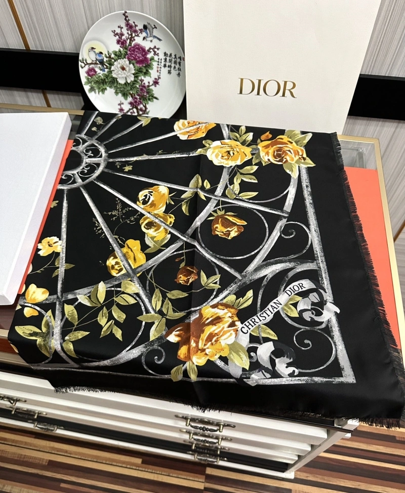 Elegant CHRISTIAN DXXR 276365