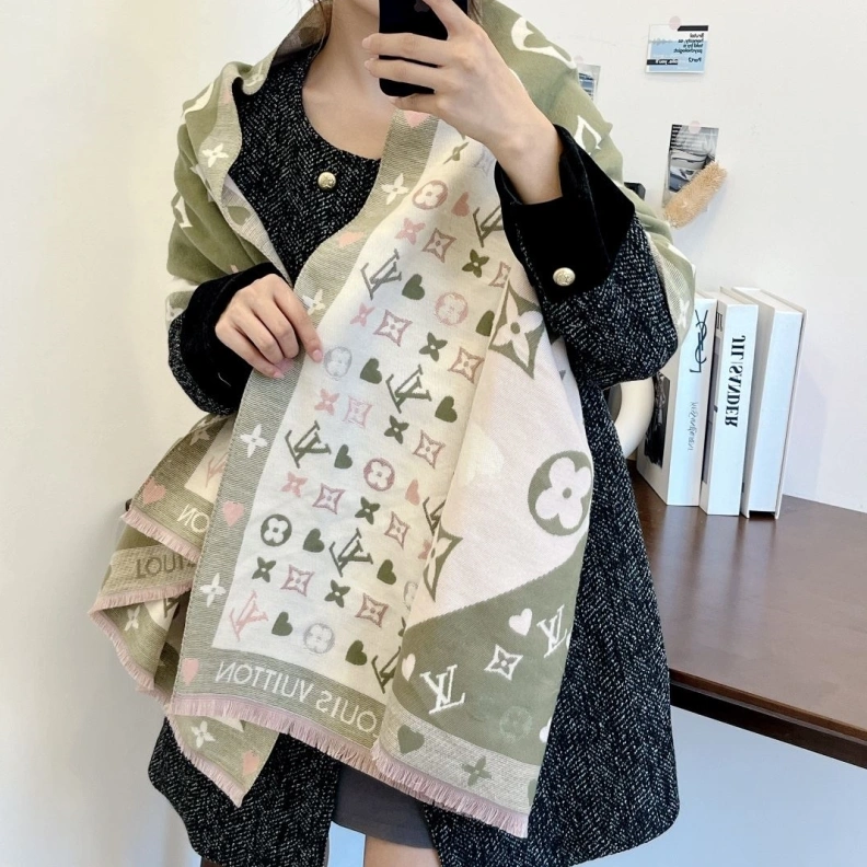 Comfortable LX 275143