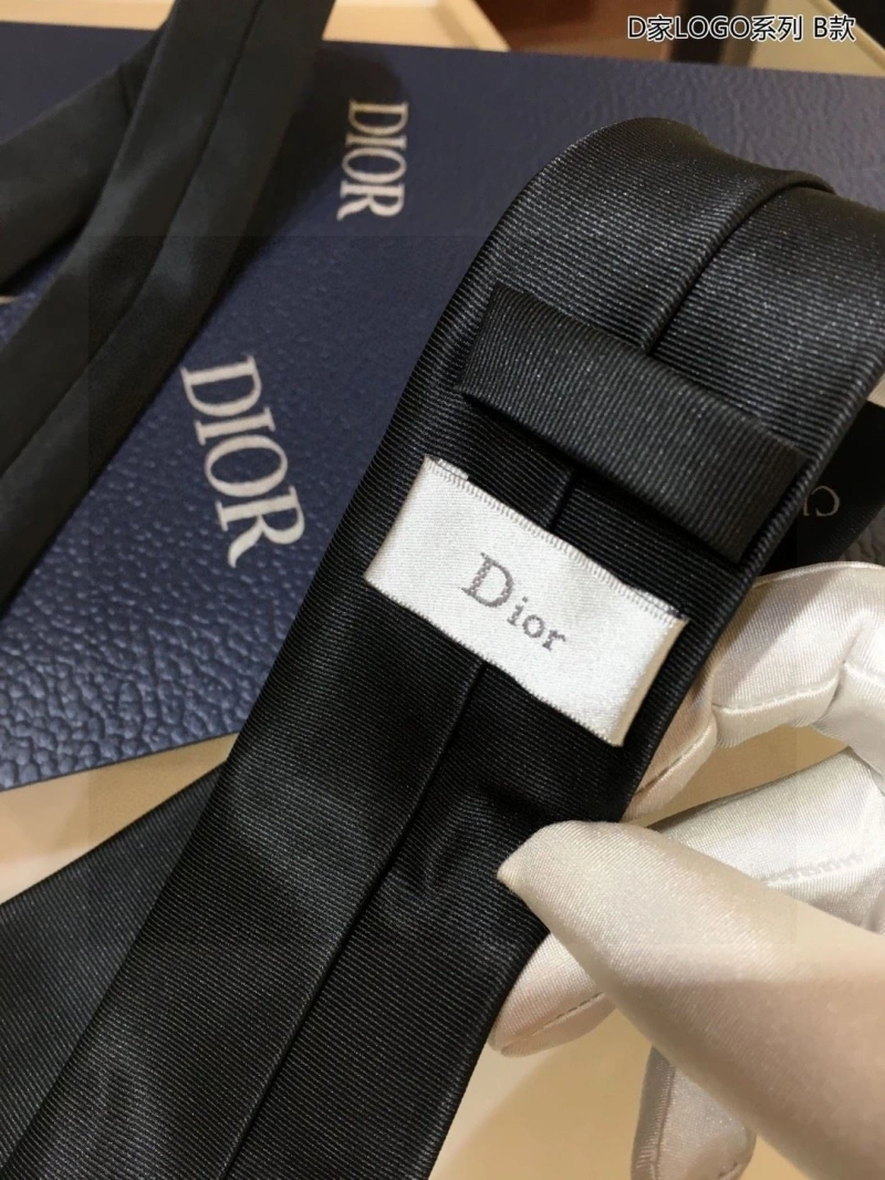 EyeCatching CHRISTIAN DXXR 279585