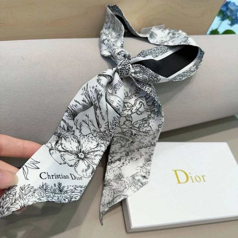 Comfortable CHRISTIAN DXXR 279577