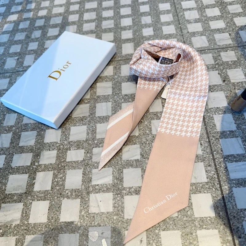 Elegant CHRISTIAN DXXR 279565