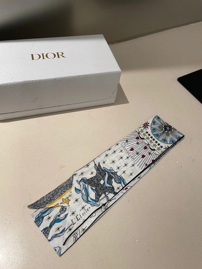 Cozy CHRISTIAN DXXR 279549
