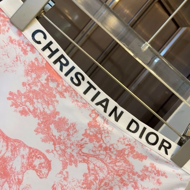 ModernLook CHRISTIAN DXXR 265495