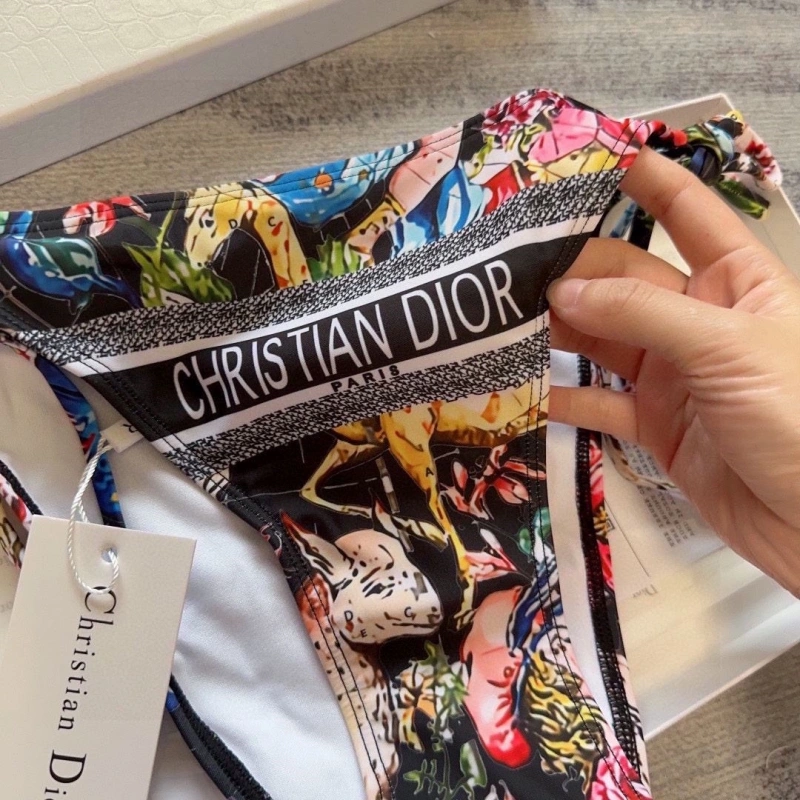 Comfortable CHRISTIAN DXXR 265470
