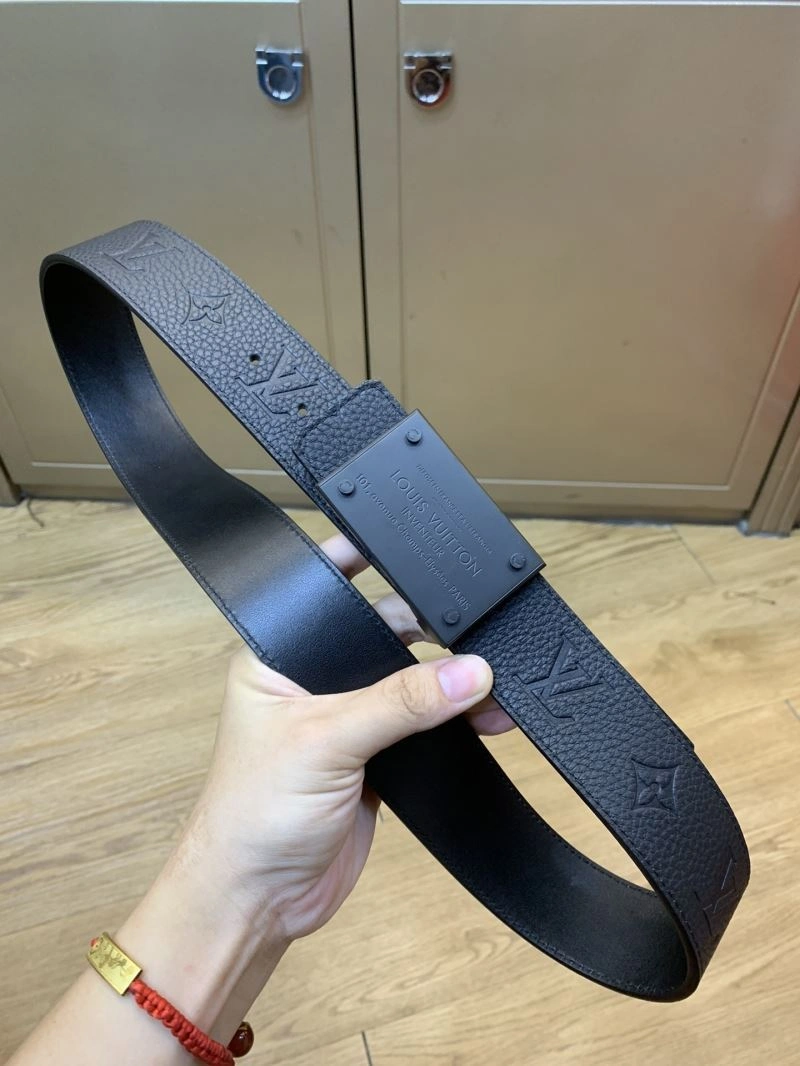 Sleek LXXIS VXXTTON 247984