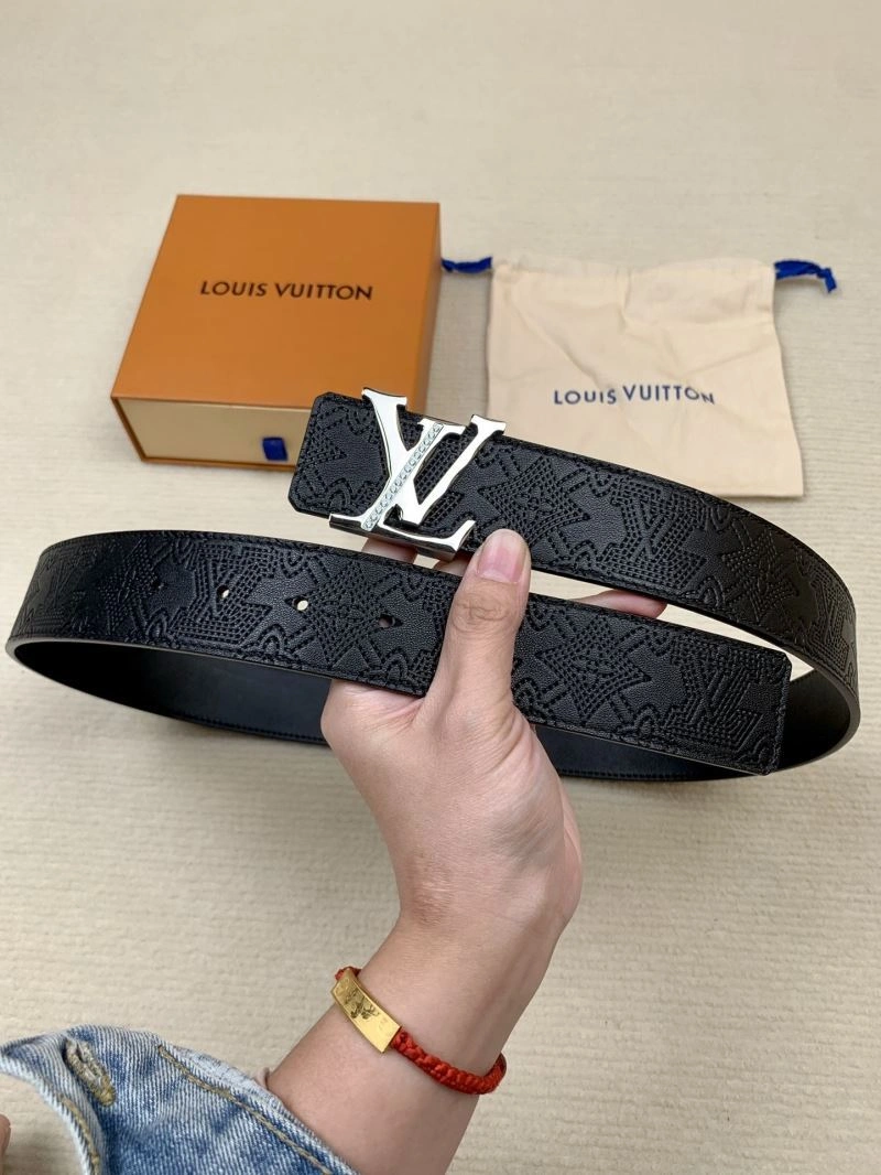 LXXIS VXXTTON Bold 247700