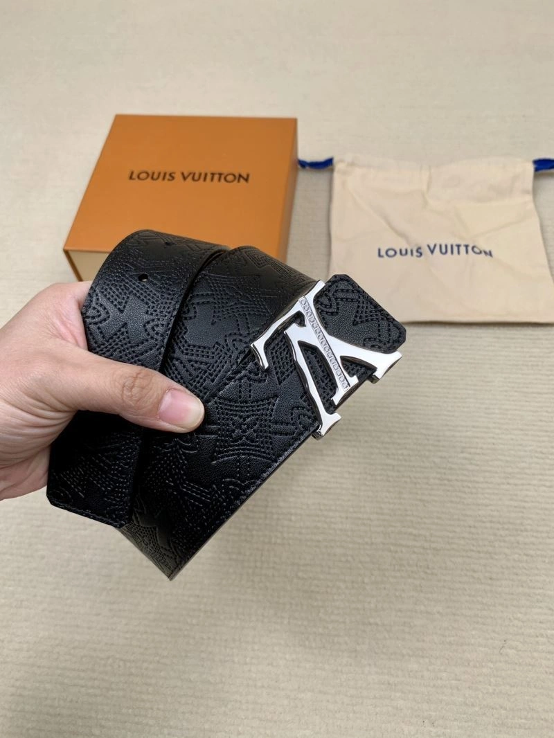 LXXIS VXXTTON Bold 247700