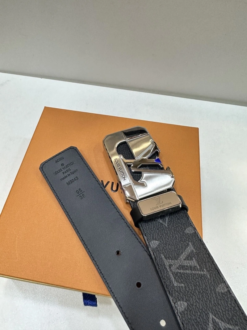 Refined Lxxis Vxxtton Belts 246431